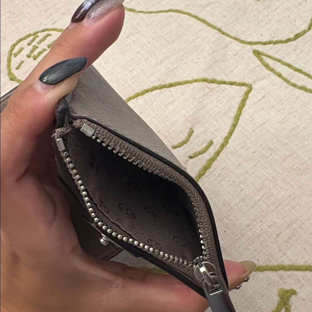 Tory Burch Taupe Wallet with Silver Logo - Picture 4 of 6